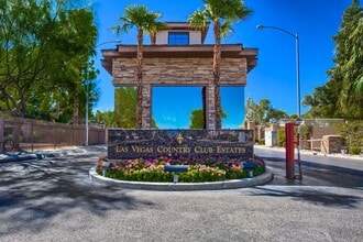 Building Photo - 861 Vegas Valley Dr