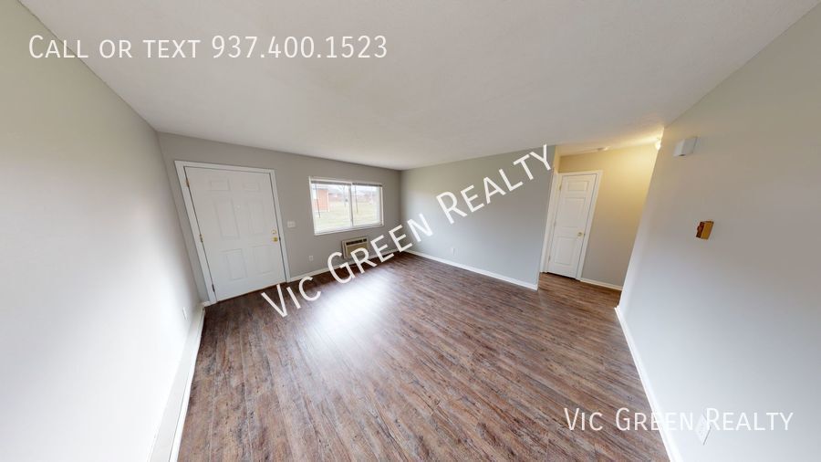 Primary Photo - Updated 2 Bedroom, 1 Bath Ranch Apartment