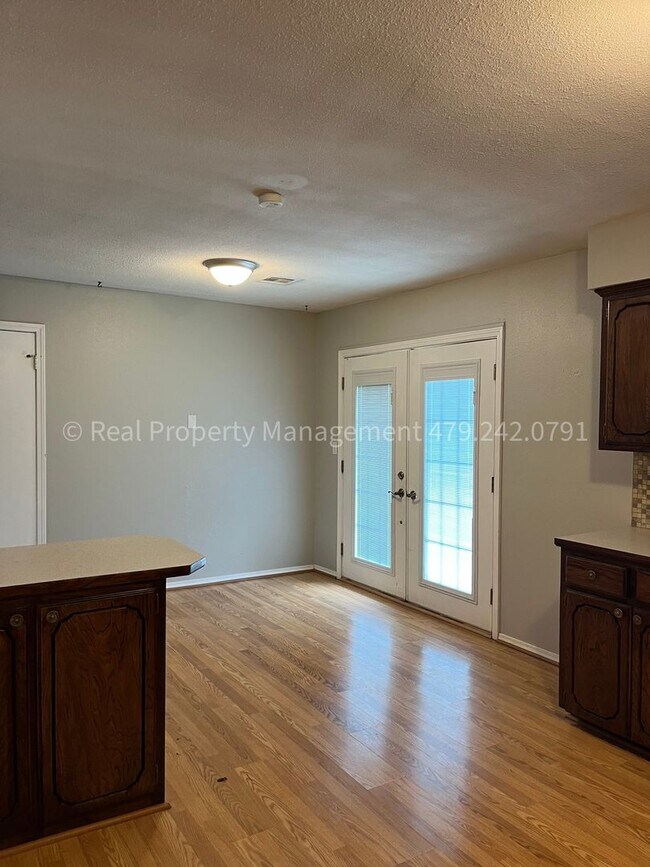Building Photo - Coming in AUGUST! Great single family home...