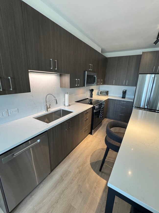Quartz countertops - The Bella Downtown