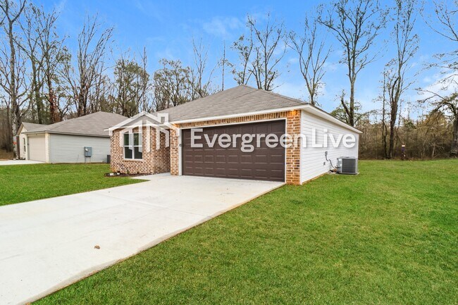 Foto del edificio - 171 Meadow Dr