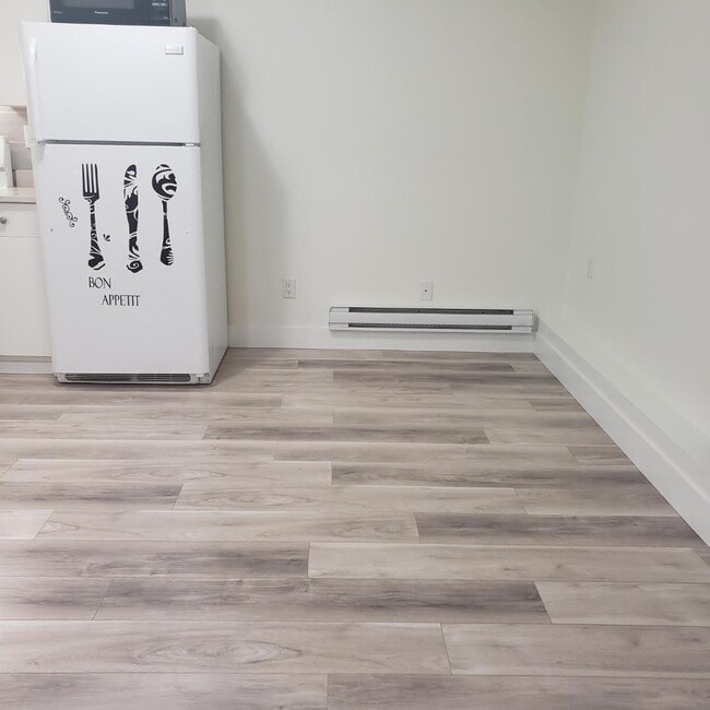 Building Photo - 20954-2080B 80B Avenue