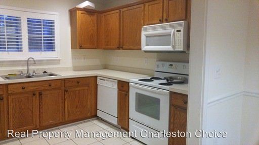 Fotografía del edificio - 1384 Water Edge Dr