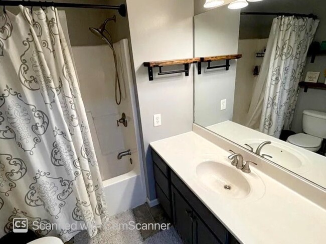 Building Photo - 929 Micro Way