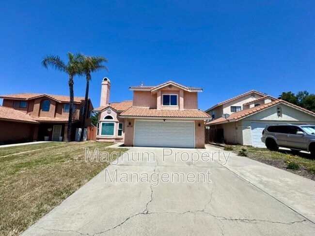 Building Photo - 39739 Creative Dr