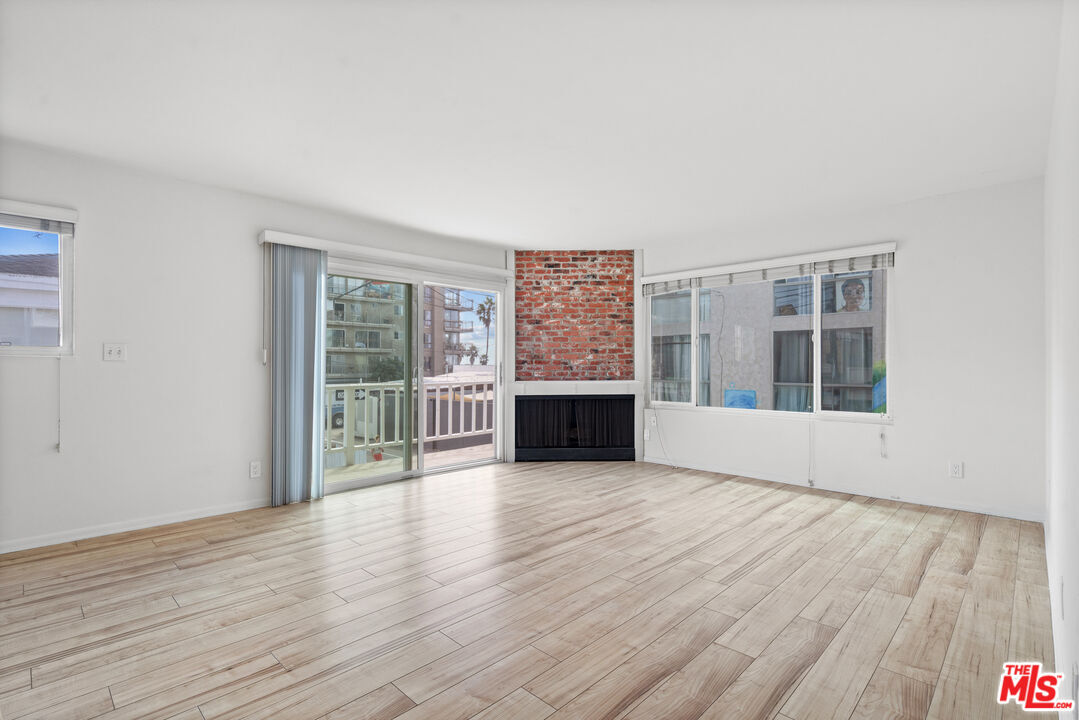 Foto principal - 10 19th Ave