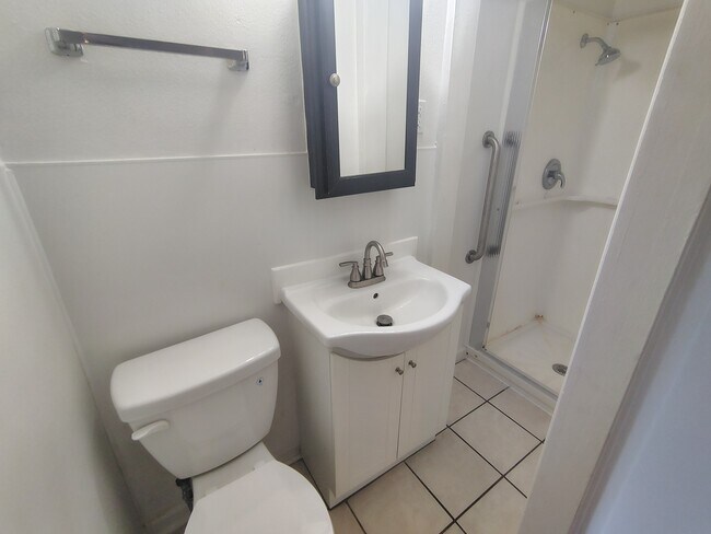Foto del edificio - 921 River Park Dr