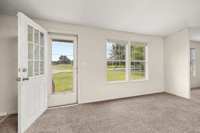Foto del edificio - 3301 County Rd 547