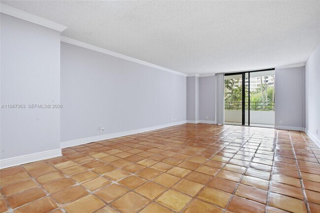 Foto del edificio - 2500 Parkview Dr