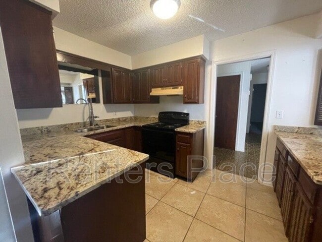 Foto del edificio - 6003 S Marion Ave