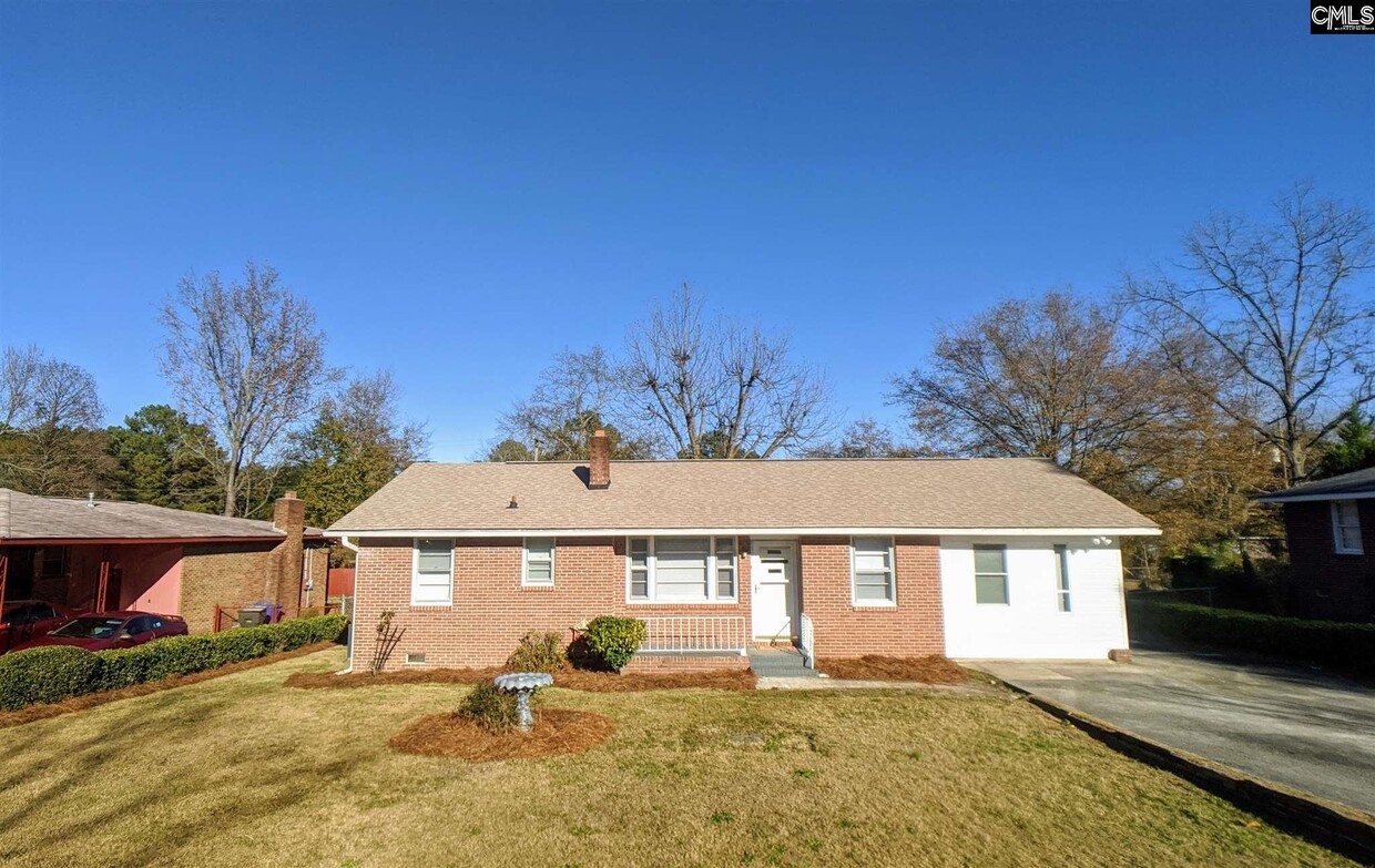 Primary Photo - 1560 Steadfast St