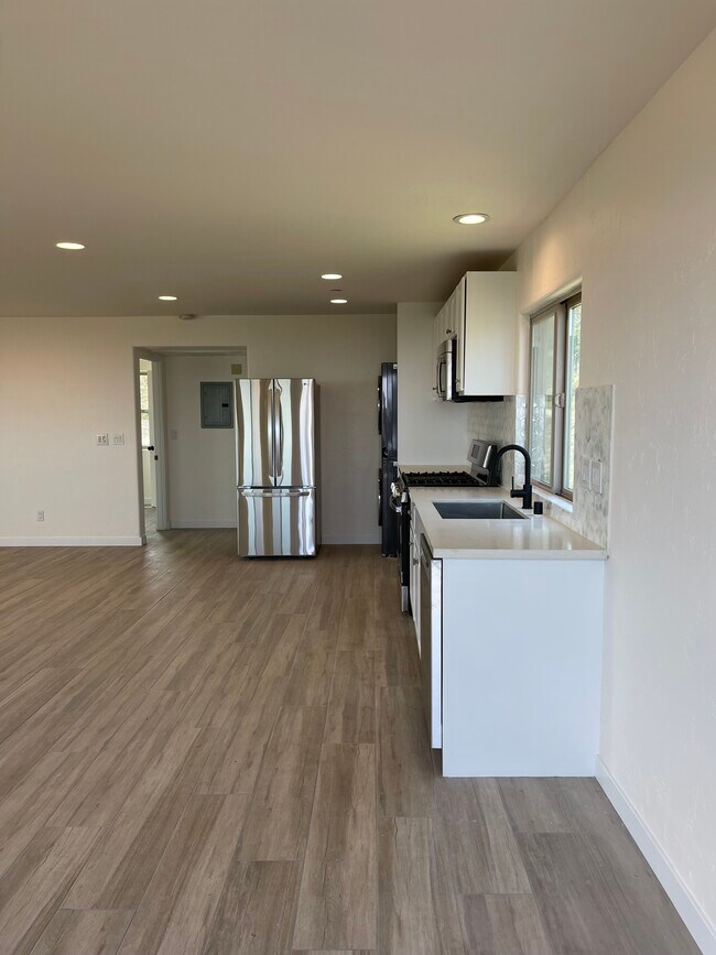 21641 Saddle Peak Rd, Topanga, CA 90290 House Rental in Topanga, CA