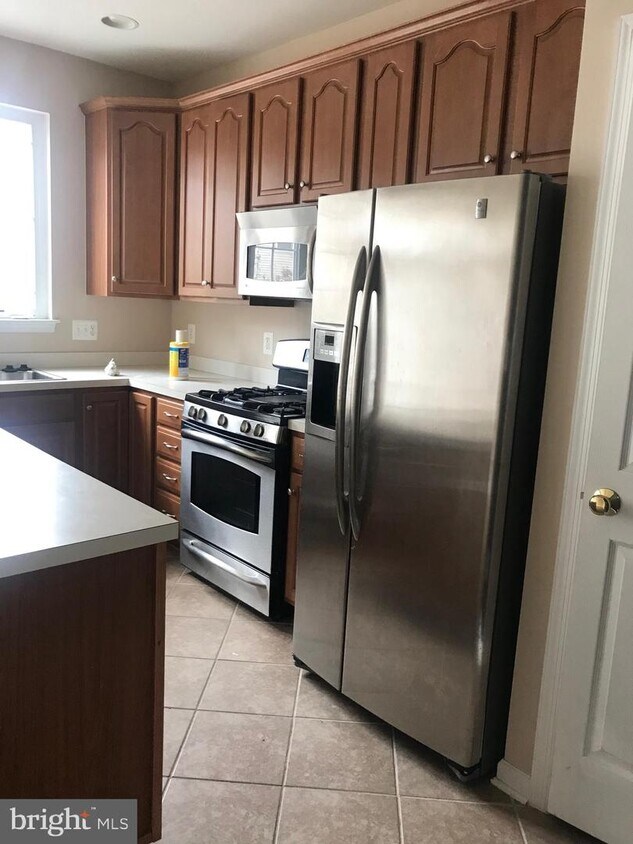 42641 Homefront Terrace, South Riding, VA 20152 Townhome Rentals in