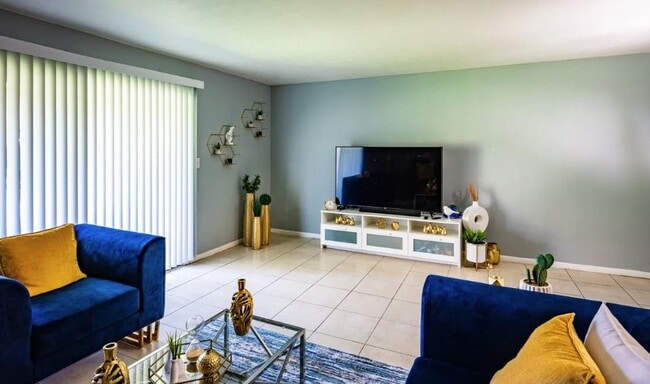 Photo - 10605 N 56th St Townhome