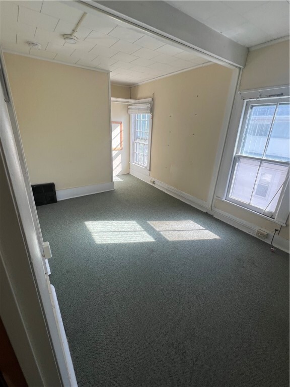 Building Photo - 10 Columbia St