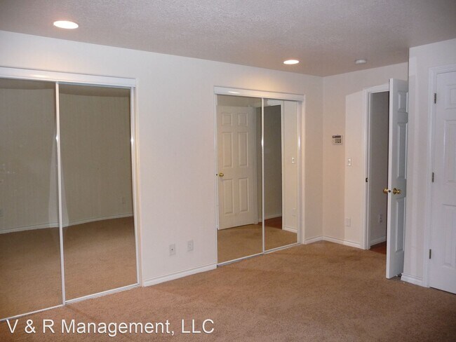Building Photo - 3 br, 2 bath House - 1255 Satara Ave NW
