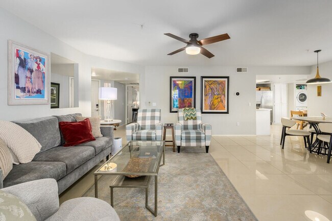 Foto del edificio - 9775 N 94th Pl