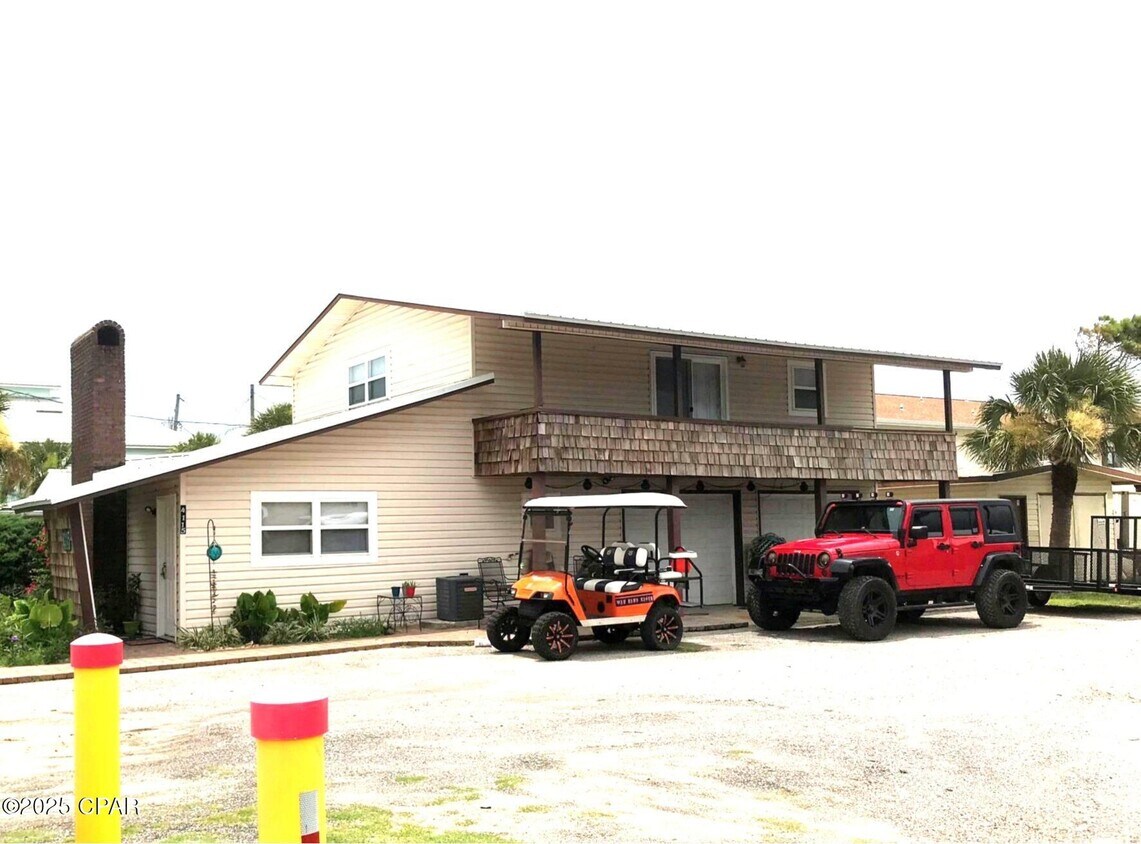 Foto principal - 4115 Chickasaw St
