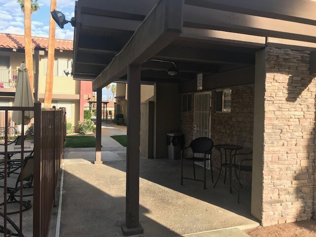 Building Photo - 51020 Eisenhower Dr