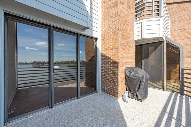 Foto del edificio - 1801 Enterprise Ave