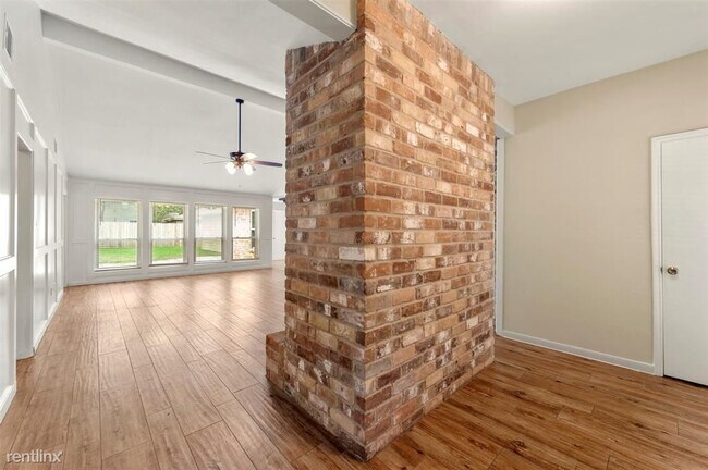 Foto del edificio - 4 br, 2 bath House - 2916 Woodland Grove D...