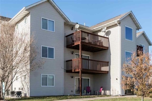 2 br, 1 bath - 4600 Grand Ave Unit 9 - 2 br, 1 bath  - 4600 Grand Ave Unit 9