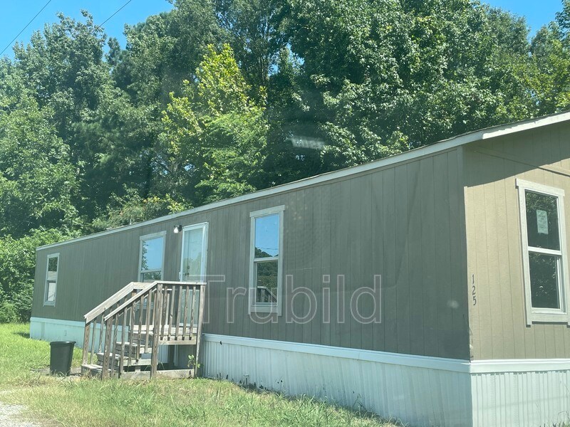 Foto principal - 125 Lone Pine Ln