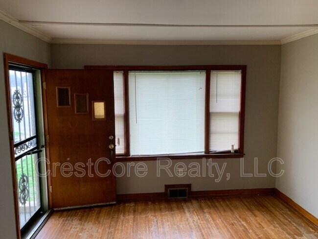 Building Photo - 3363 Riney St