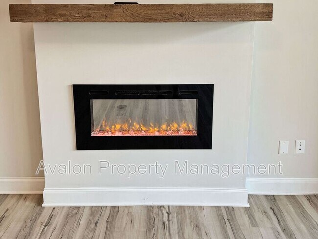 Building Photo - 677 Stickley Oak Way