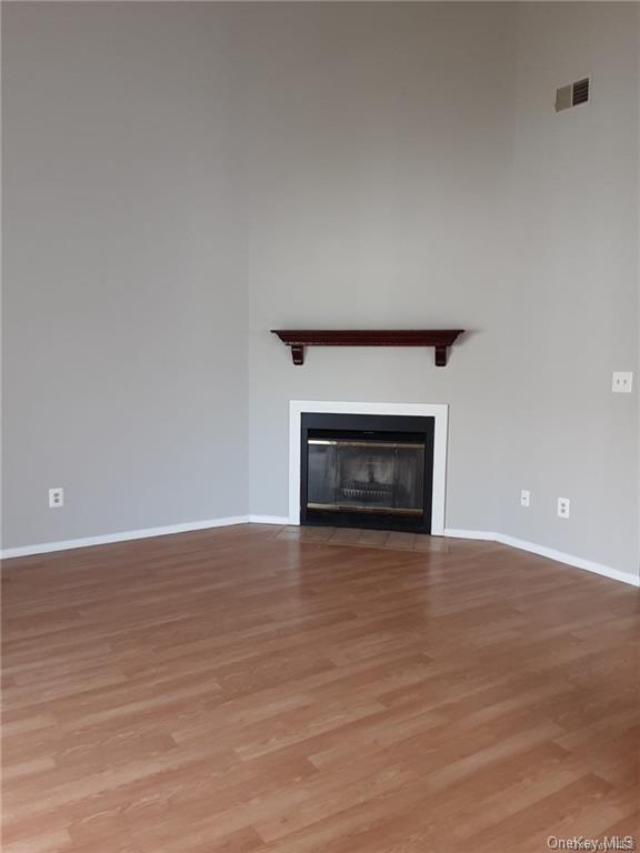 Foto del edificio - 3613 Whispering Hills Dr
