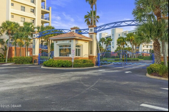 Building Photo - 5300 S Atlantic Ave
