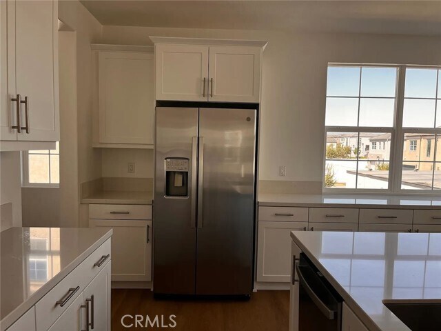 Building Photo - 2557 E Lincoln Paseo