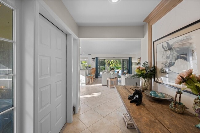 Building Photo - 2458 Vista Del Prado Dr