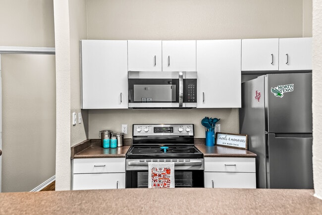 Building Photo - Ridge at North Texas, The