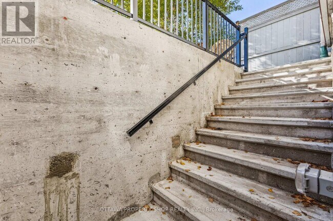 Photo du bâtiment - 46 Flint Ct