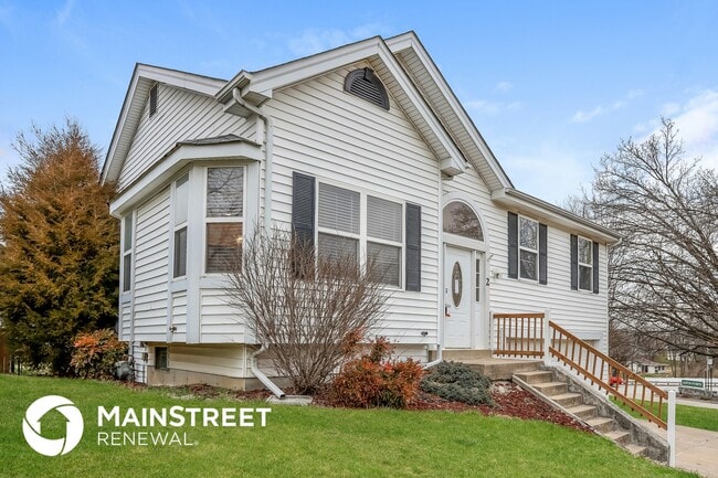 Building Photo - 2 Aspen Pointe Dr