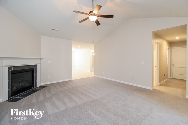 Foto del edificio - 5439 Misty Hill Cir