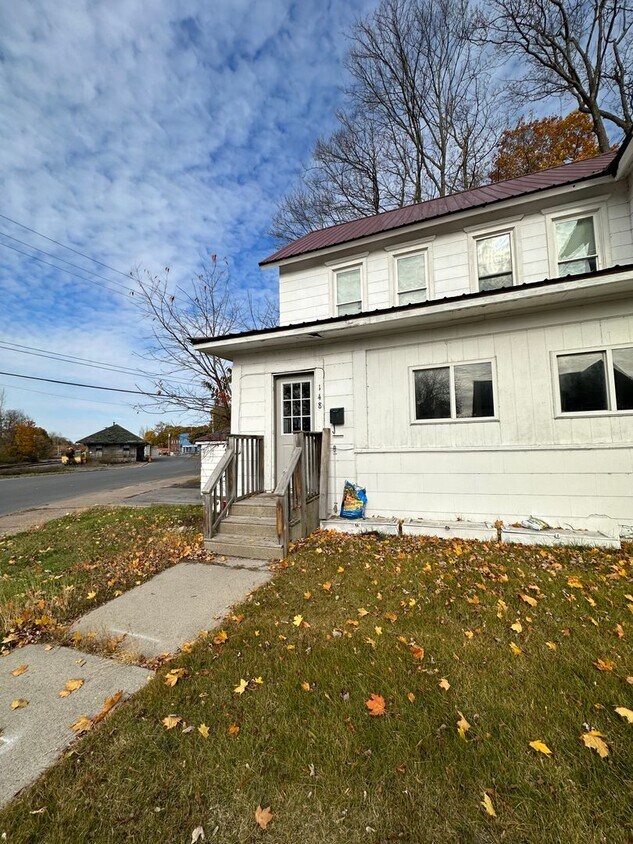 Primary Photo - 148 N Mechanic St