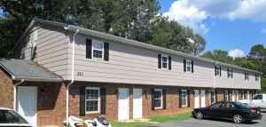 Primary Photo - 213 E Maine Ave Apartments