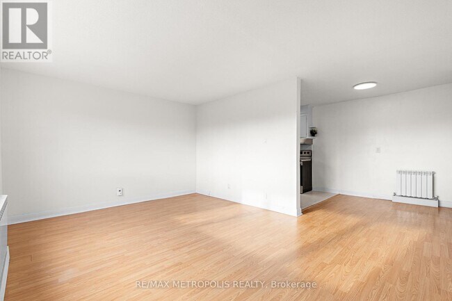 Photo du bâtiment - 1030 Davenport Rd