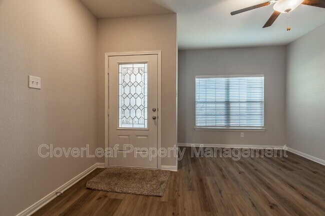 Building Photo - 9207 Nubuck Br