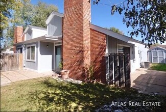 Building Photo - 320 N 25th Ave