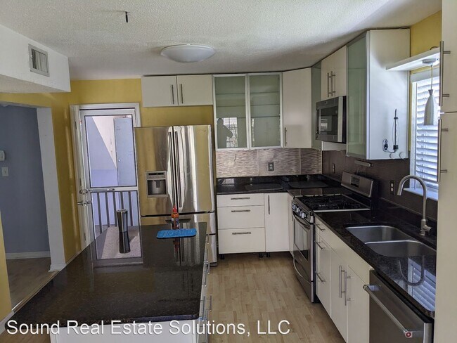 Building Photo - 4 br, 2 bath House - 1161 saddle Creek Dr.