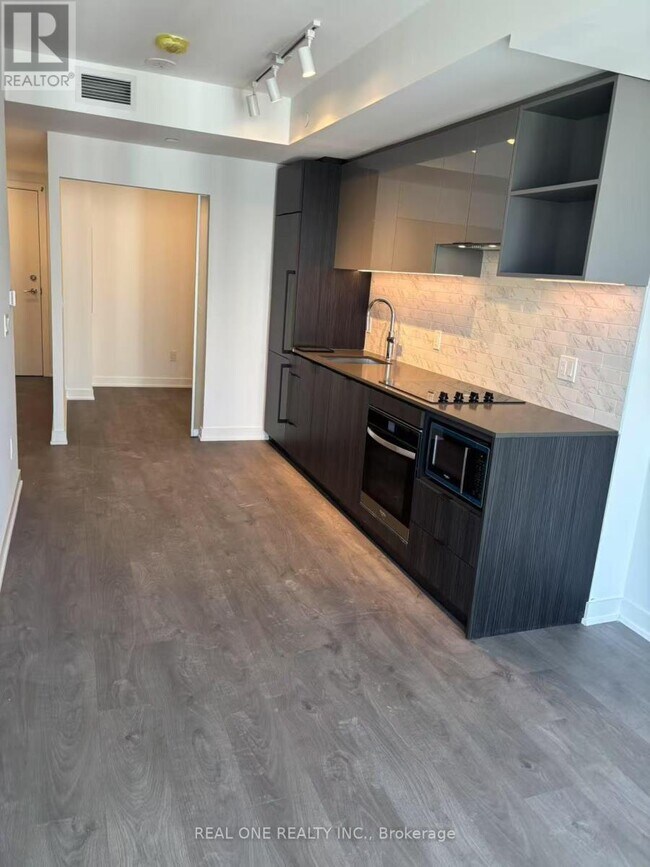 Photo du bâtiment - 252 Church St