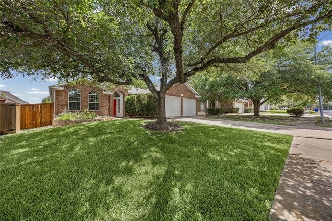 Foto del edificio - 11304 Avering Ln
