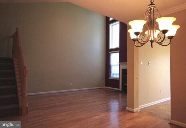 Foto del edificio - 508 Ascot Ct