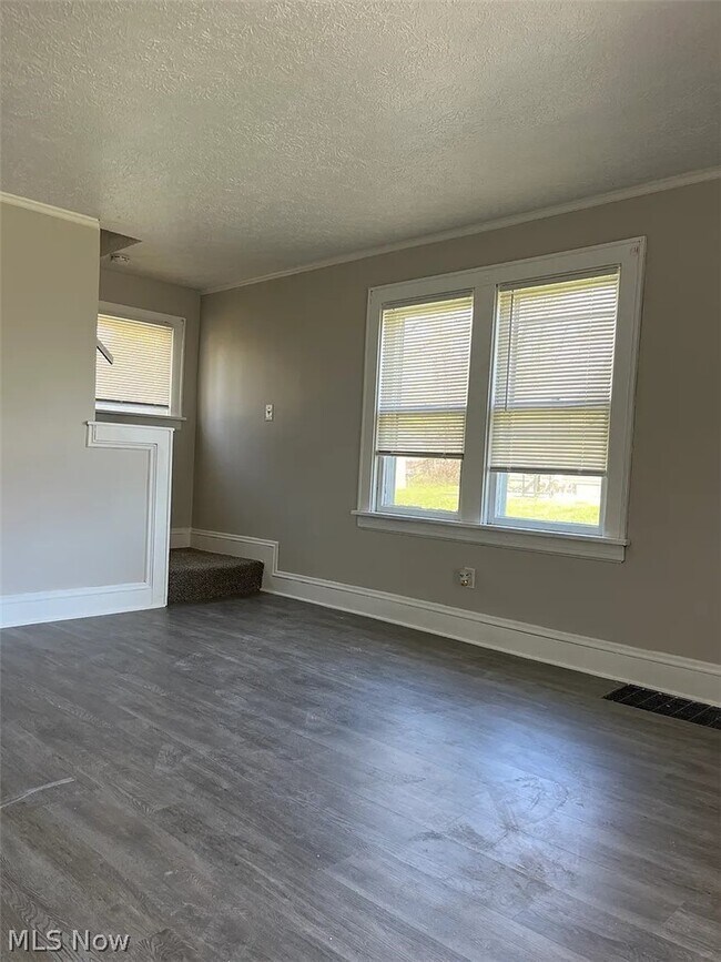 Foto del edificio - 783 Leonard St