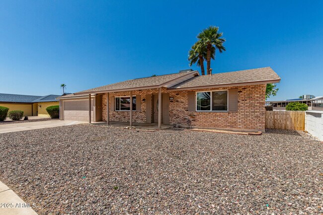 Building Photo - 10216 N 110th Ave