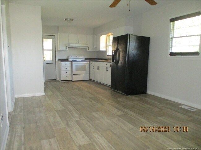 Building Photo - 5314 Morganton Rd