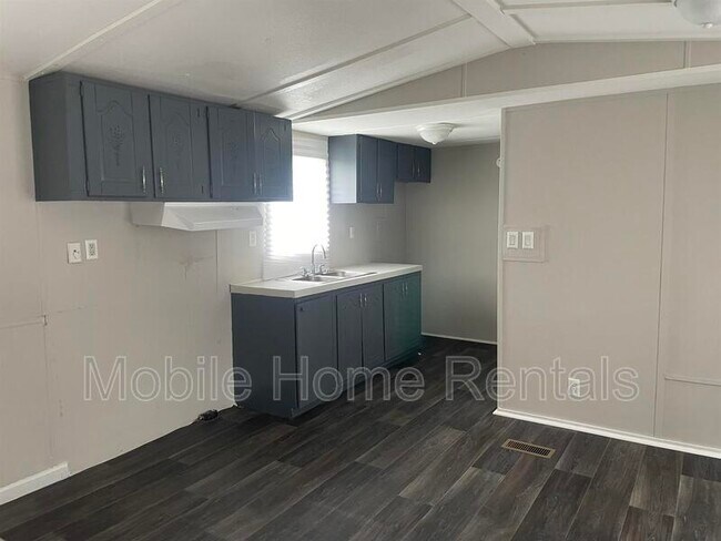 Building Photo - 15 Red Fox Loop
